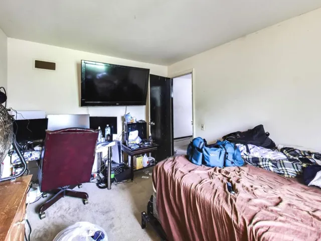 780