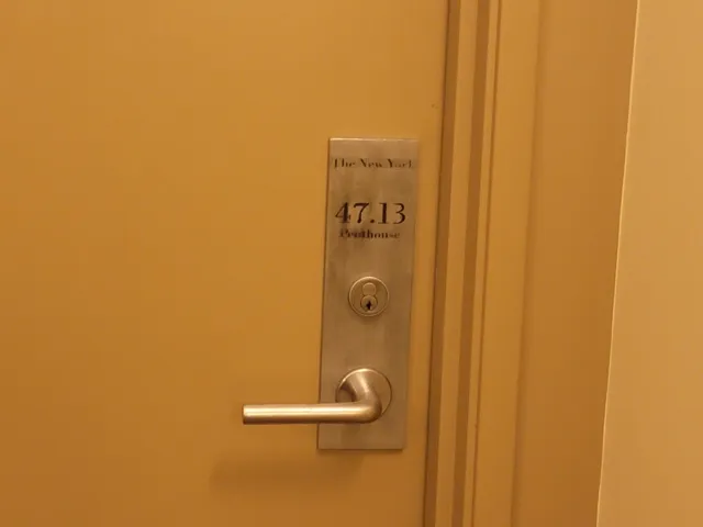 780