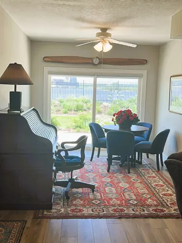 780