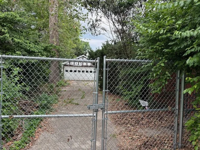 780