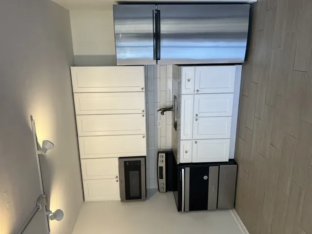 780