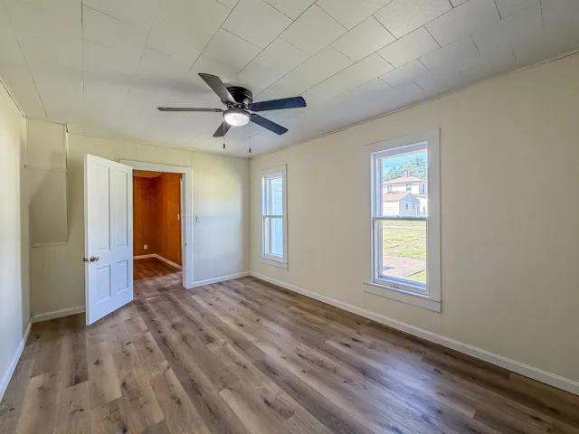 780