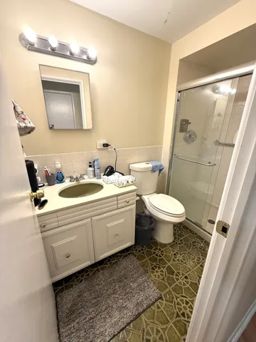 780