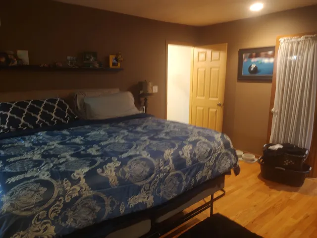 780