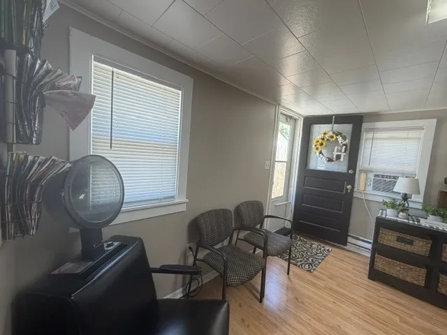 780