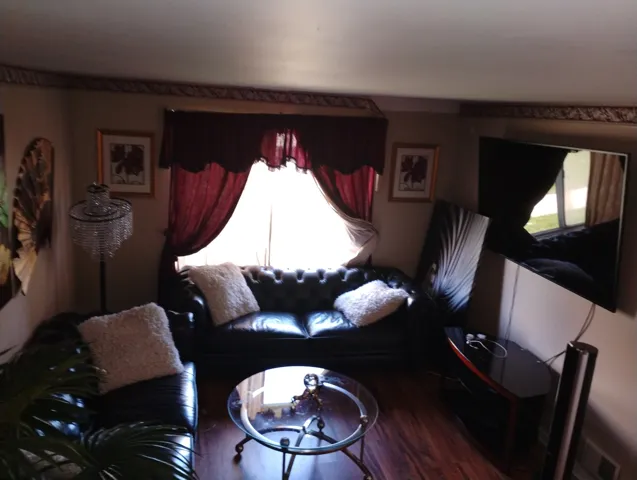 780