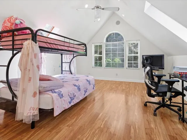 780