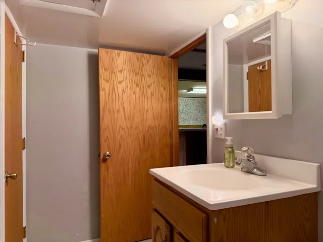 780