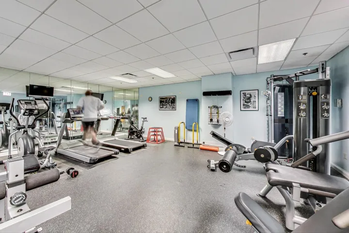 780