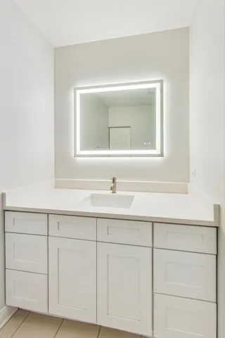 780