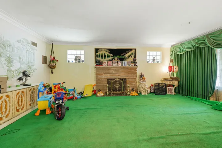 780