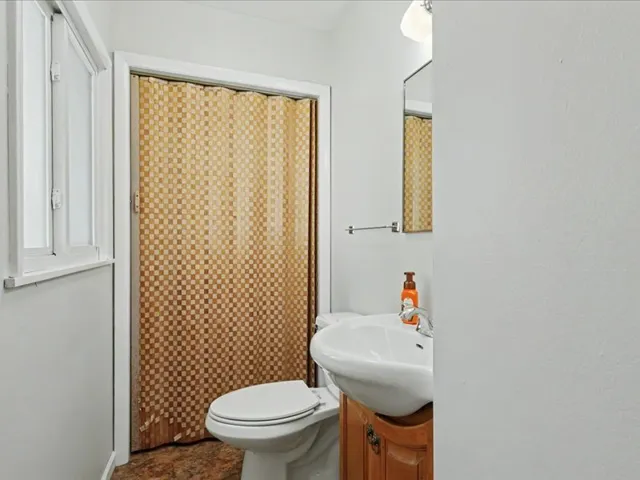 780