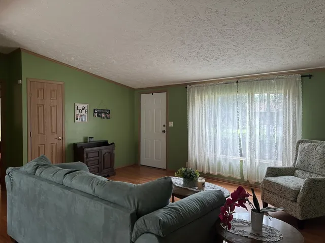 780