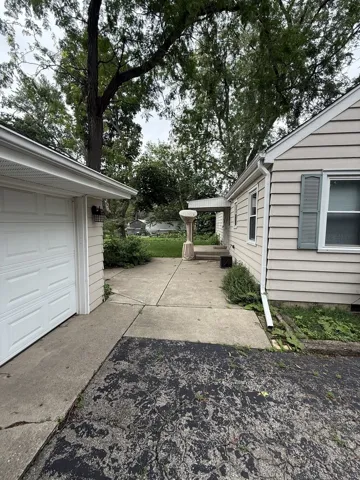 780