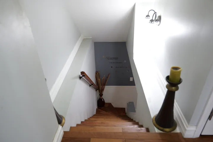 780