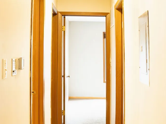 780