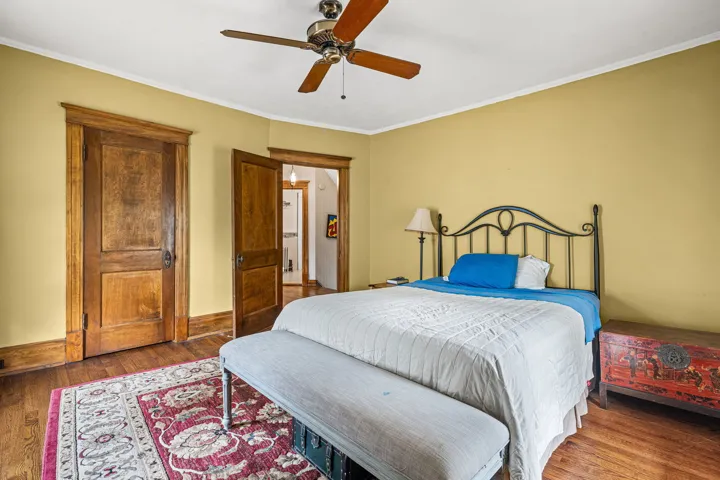 780