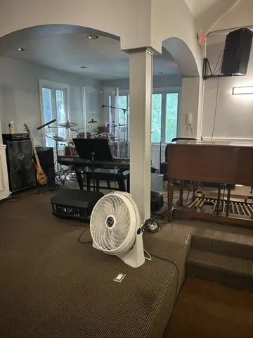 780