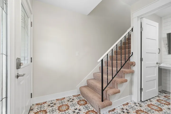 780