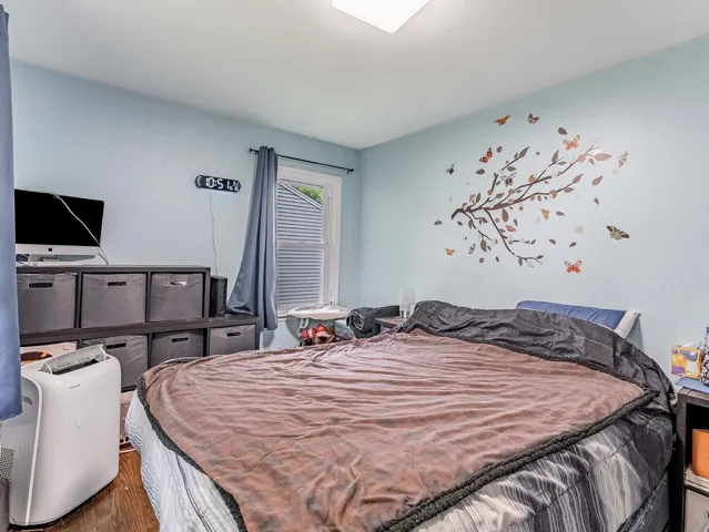 780