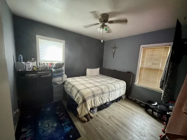 780