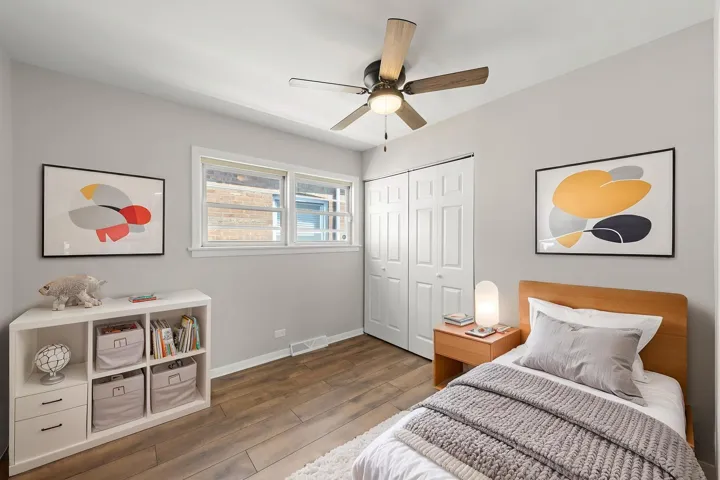 780
