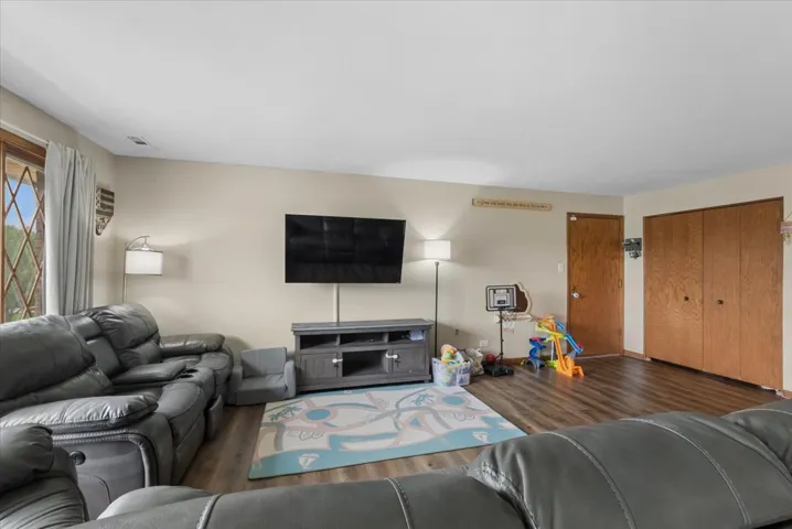 780
