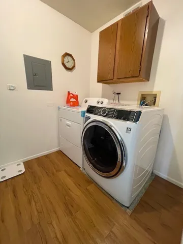 780