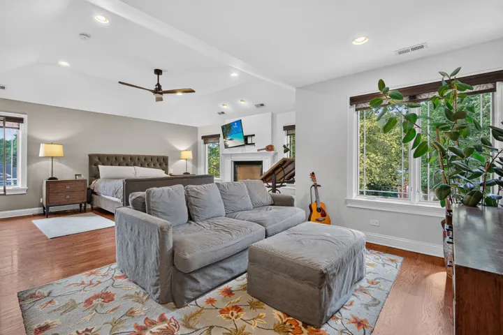 780