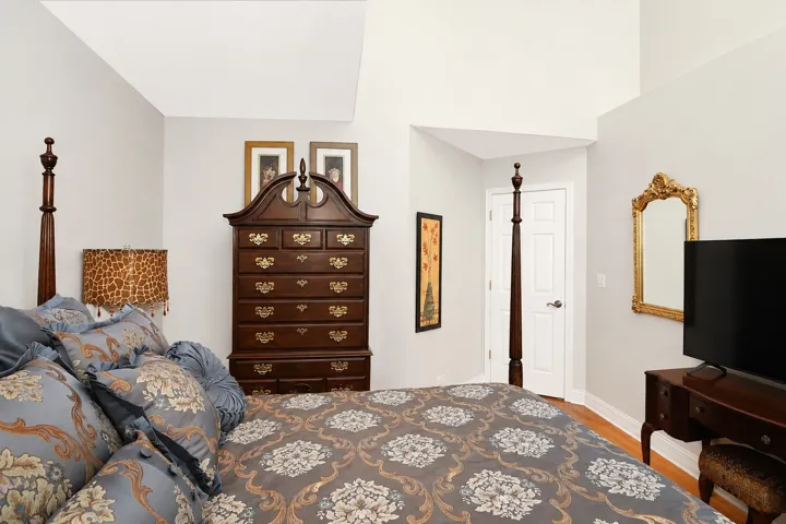 780