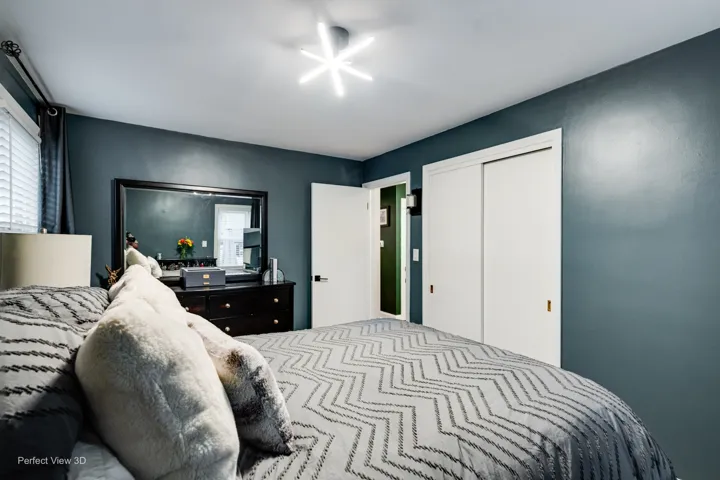 780
