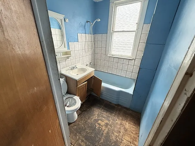 780