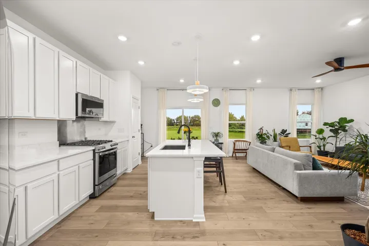 780