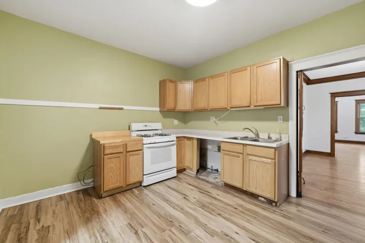 780