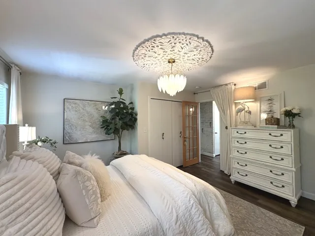 780