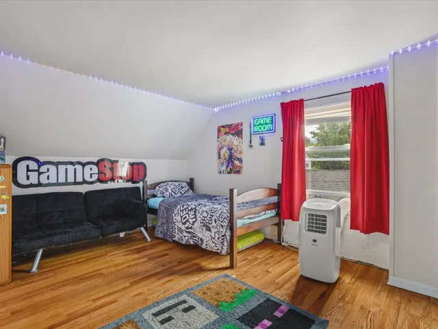 780