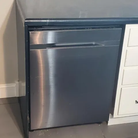 780