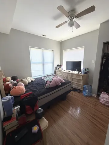 780