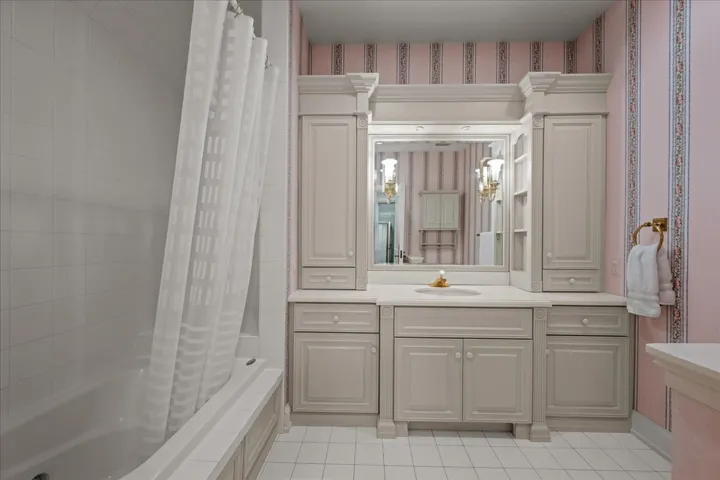 780
