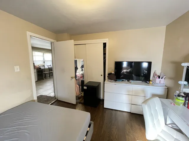 780