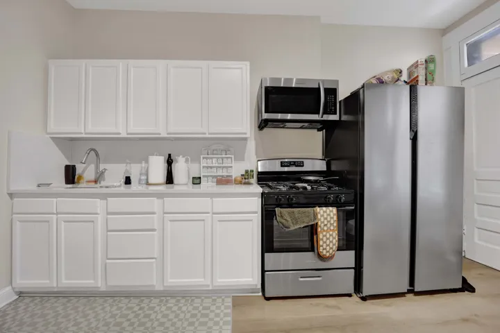 780