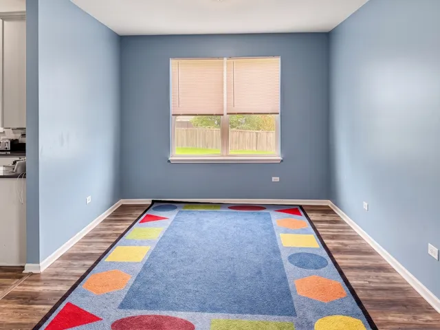 780