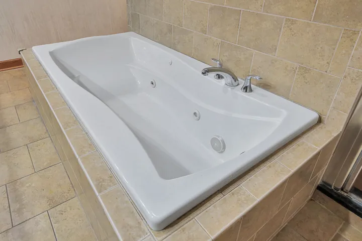 780