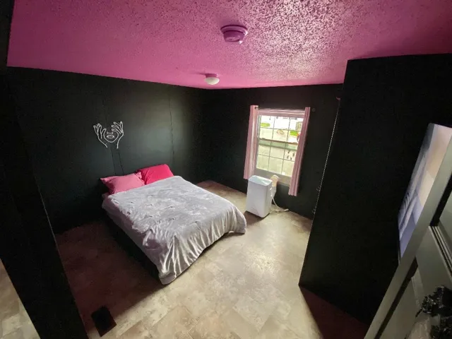 780