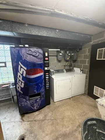 780