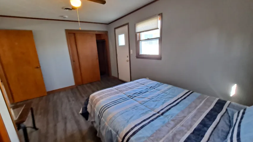 780