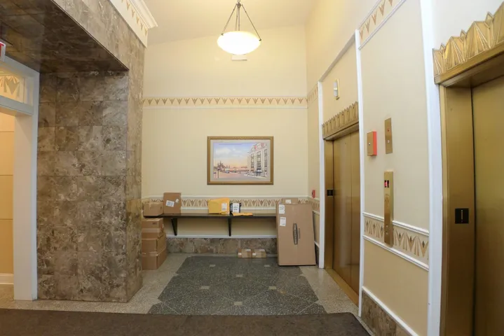 780