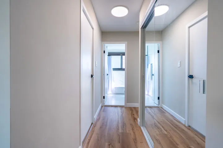 780