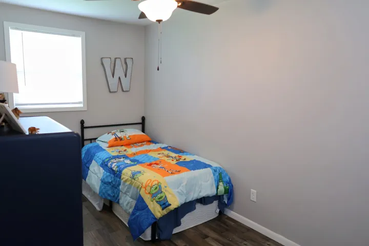 780