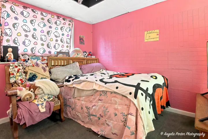780